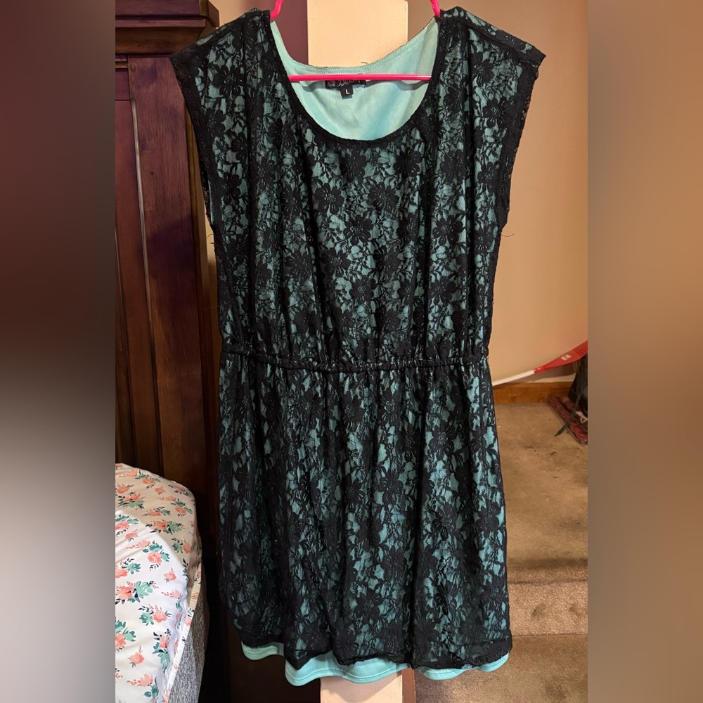 VINTAGE lace dress Size L